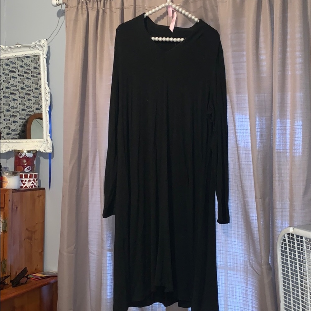 NWT Eileen Fisher char hi back v neck knee length